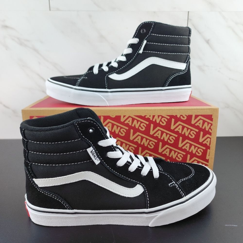 New Van's Filmore HI Black Sneakers